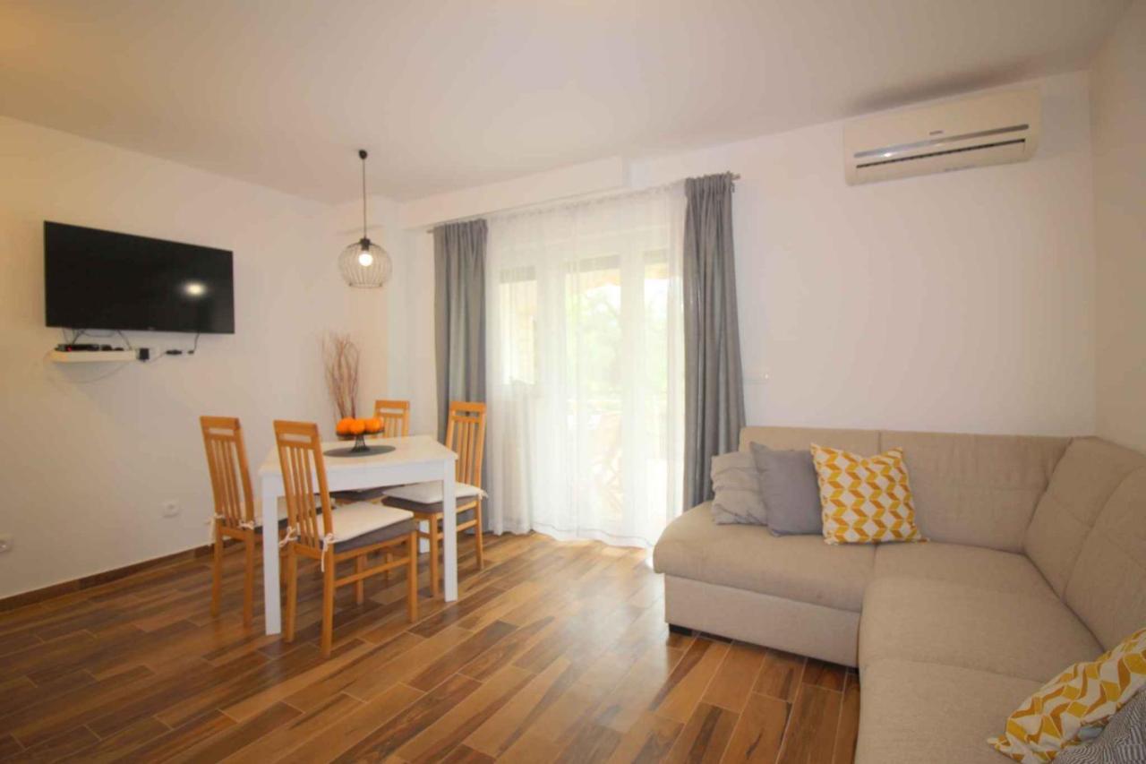 Apartments In Porec/Istrien 9923 Экстерьер фото